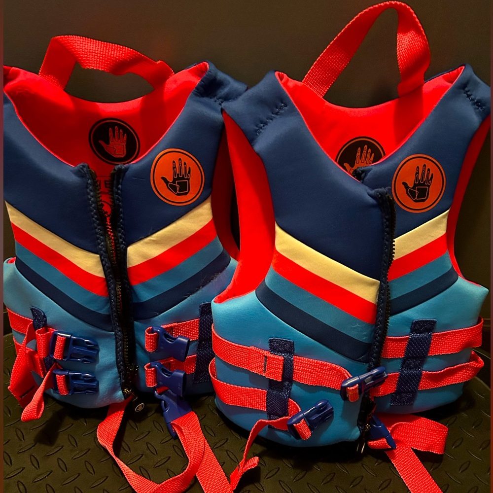 Child life jackets